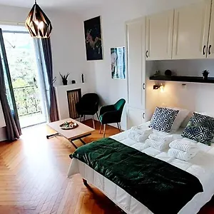 3 étoiles Le 102, Aix Les Bains Centre Thermes Palace Le Beau Site Appartement
